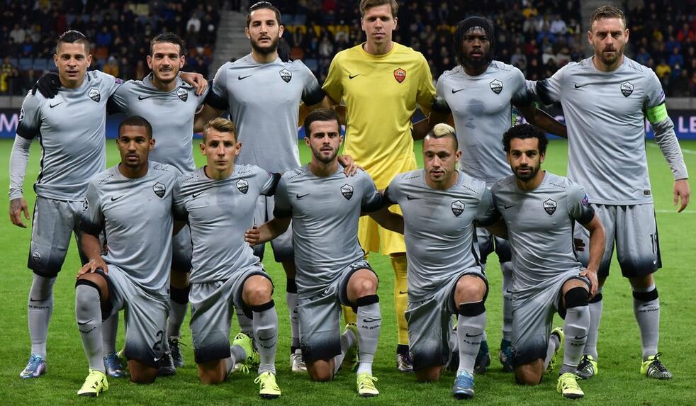 天空体育：格拉斯纳尚未就与水晶宫续约一事做出最终决定（天空体育：格拉斯纳对与水晶宫续约仍未作出最终抉择）