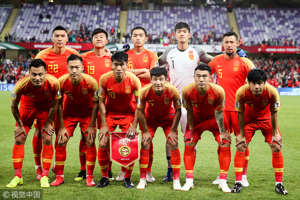 范德芬欧冠长途奔袭一条龙破门当选热刺11月最佳进球，获81%投票背后隐藏的训练秘密！（范德芬欧冠千里走单骑破门夺热刺11月最佳进球，81%高票背后的训练秘籍曝光）