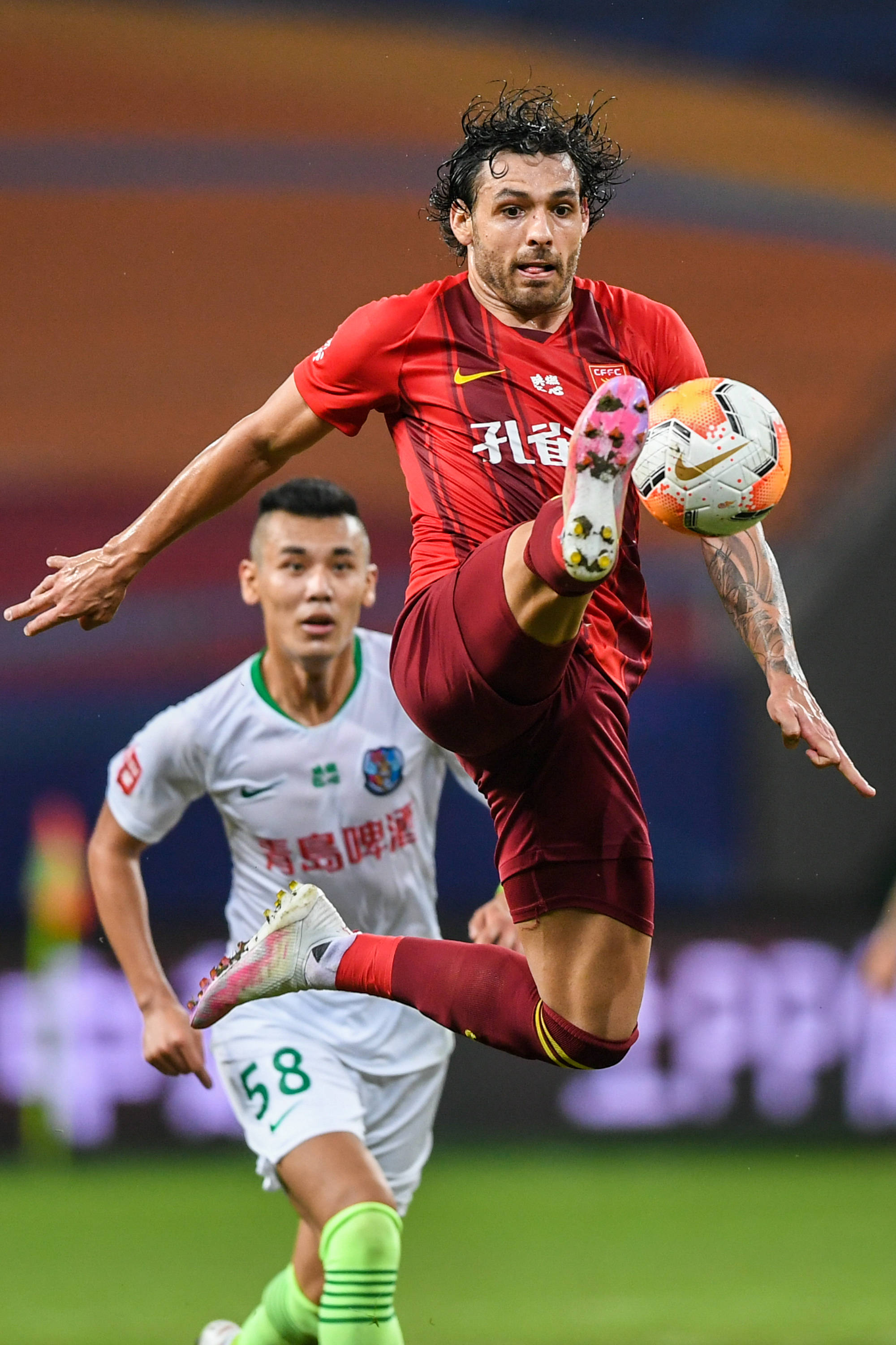 梅西再创纪录引全场欢呼