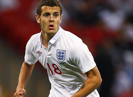 欧冠前瞻：摩纳哥面临攻击线残缺，加塔拉萨雷表现起伏大（欧冠前瞻：摩纳哥锋线告急，加塔拉萨雷状态起伏不定）