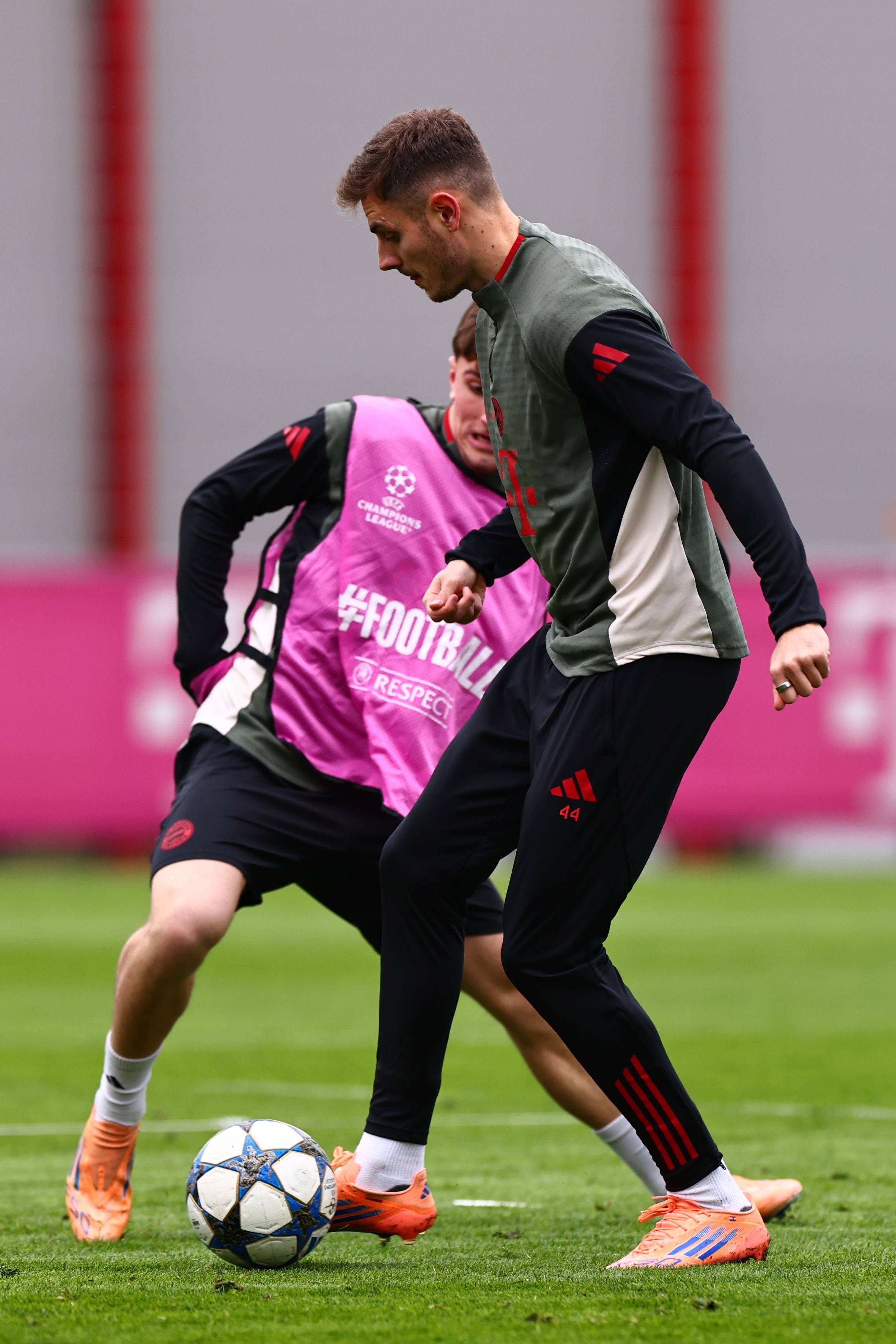 西甲前瞻：埃尔切盼结束7轮不胜，赫罗纳欲抢分逃离降级区