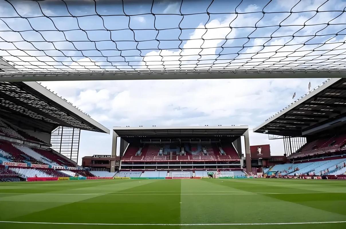 媒体人：阿代米与巴顿或无缘战申花，于根伟坦言末轮缺刀刃（媒体人曝阿代米、巴顿恐缺席战申花，于根伟直言收官战锋线乏力）